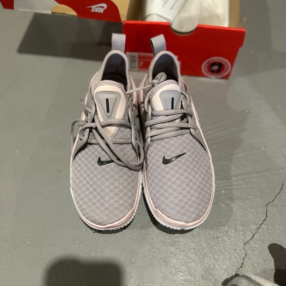 Women’s Nike Acalme Runners
Brand New - Picture 6 of 6